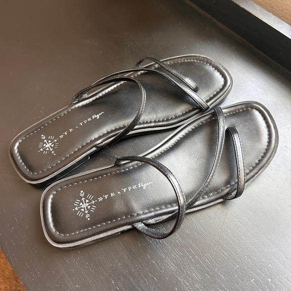 Free People Black Strappy Sandals - Picture 1 of 7